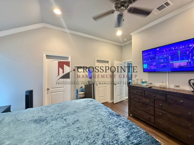 Building Photo - Coming Soon! 3 Bedroom, 2 Bathroom Home!