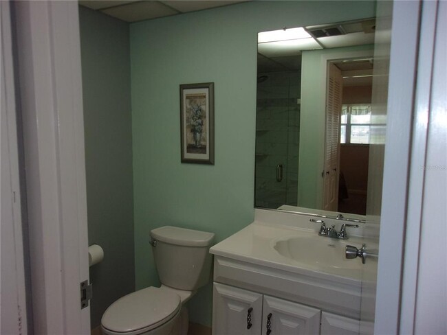 Building Photo - 1811 Bedford Ln