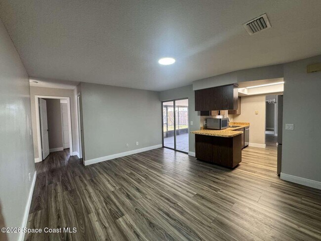 Building Photo - 1583 White Cap Way