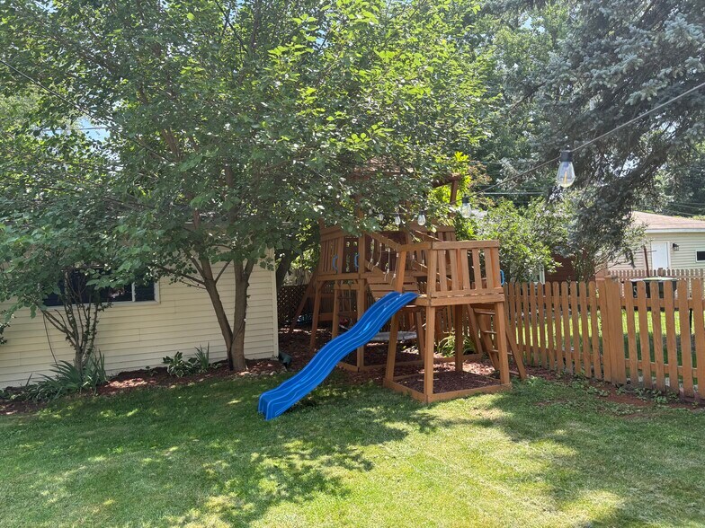 Backyard - 319 Dodge Ave