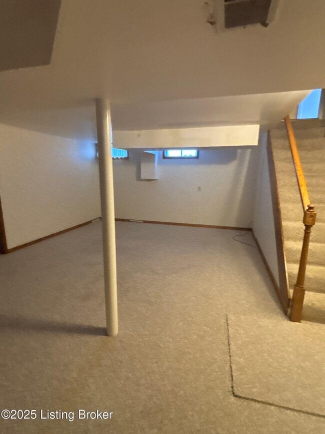 Building Photo - 1305 Abbeywood Rd