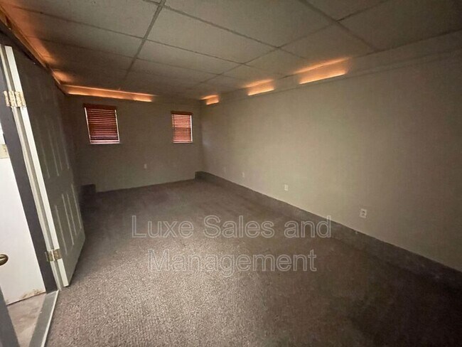 Building Photo - 1116 Harrington Dr