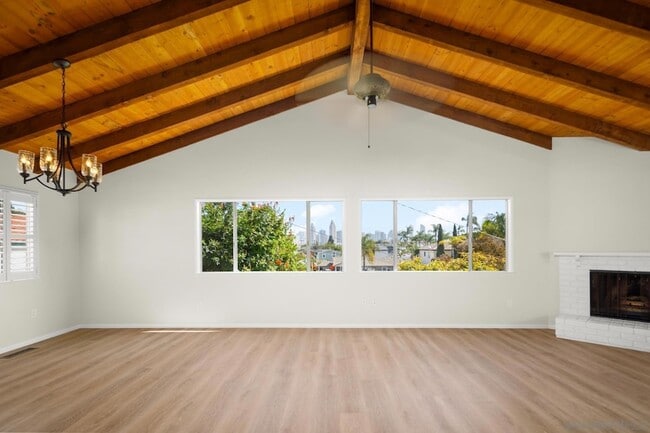 Building Photo - 324 D Ave