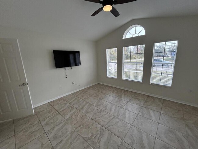 Building Photo - 3257 Helmel Ct