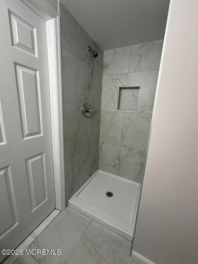 Building Photo - 24 Cedar Hill Ln