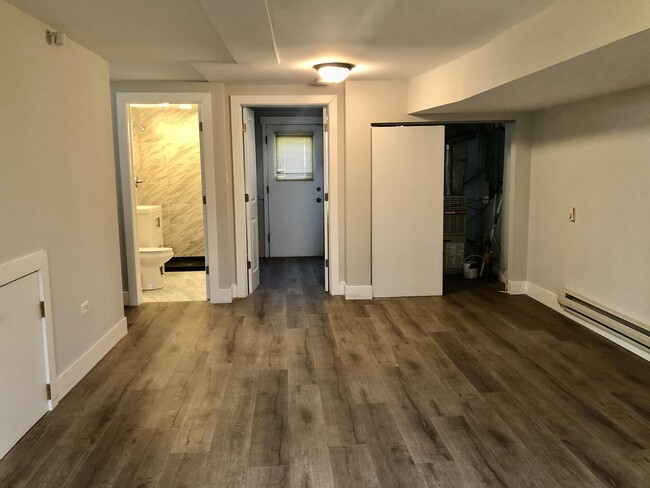 Building Photo - 4244 Gilbert Ave