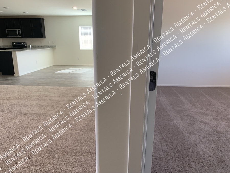 Building Photo - 2569 N Agave Ln