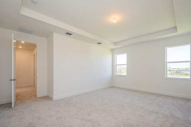 Building Photo - 12290 SW 44th Ct