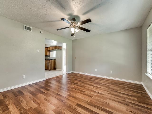 Building Photo - Eastham Ln #B