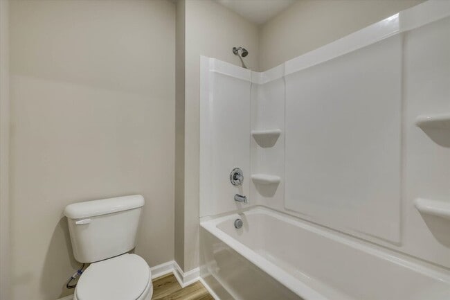 Building Photo - 6099 Whitewater Dr