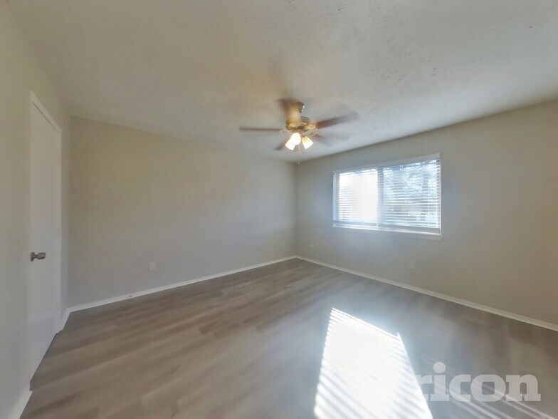 Building Photo - 5612 Cherilee Ln