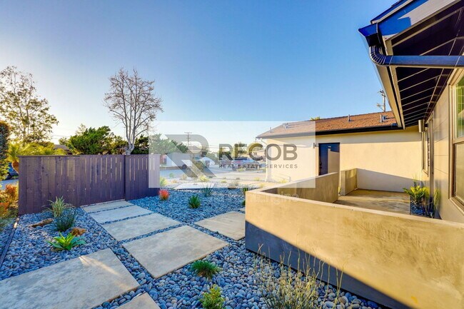 Building Photo - 3663 Budd St