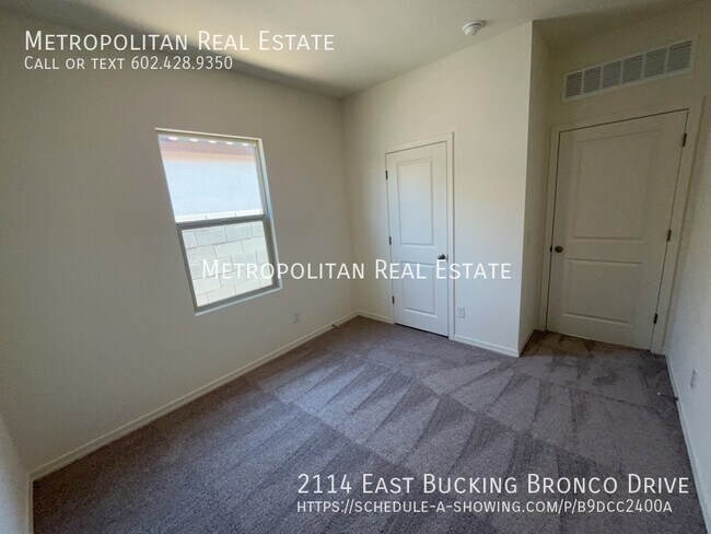 Building Photo - 2114 Bucking Bronco Dr