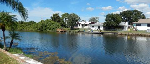 Building Photo - 2052 Norfolk Dr