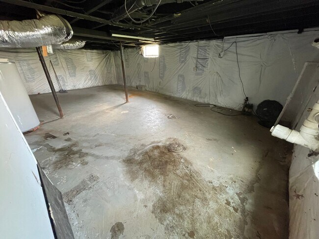 Building Photo - 130 Rockbridge Rd