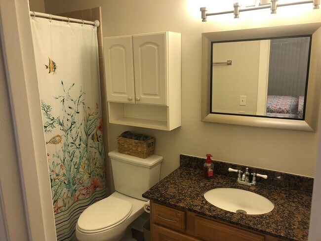 Building Photo - 2026 WINTER RENTAL ! FURNISHED - 5 MINUTES...