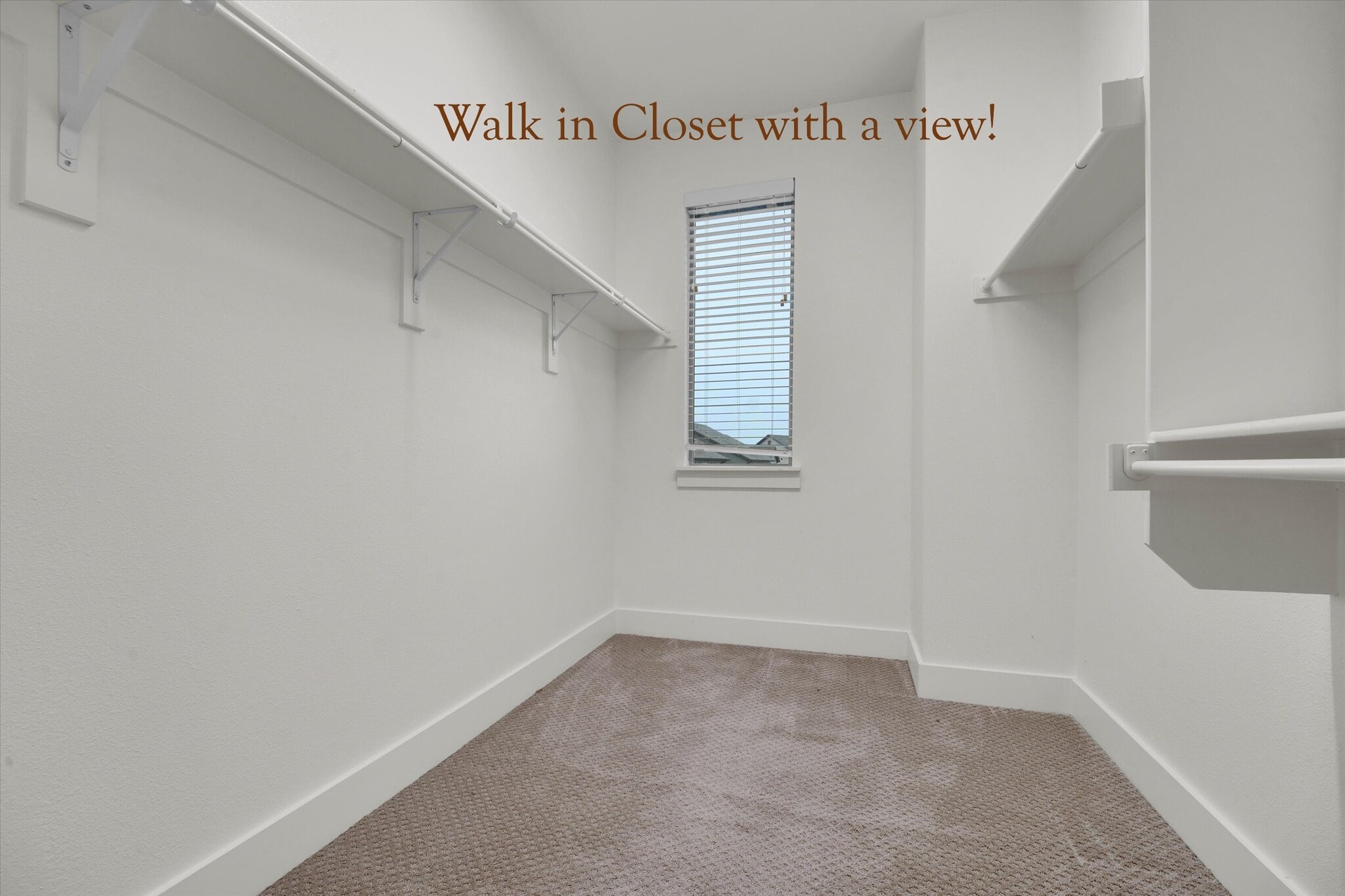 Building Photo - 2610 La Cala Dr