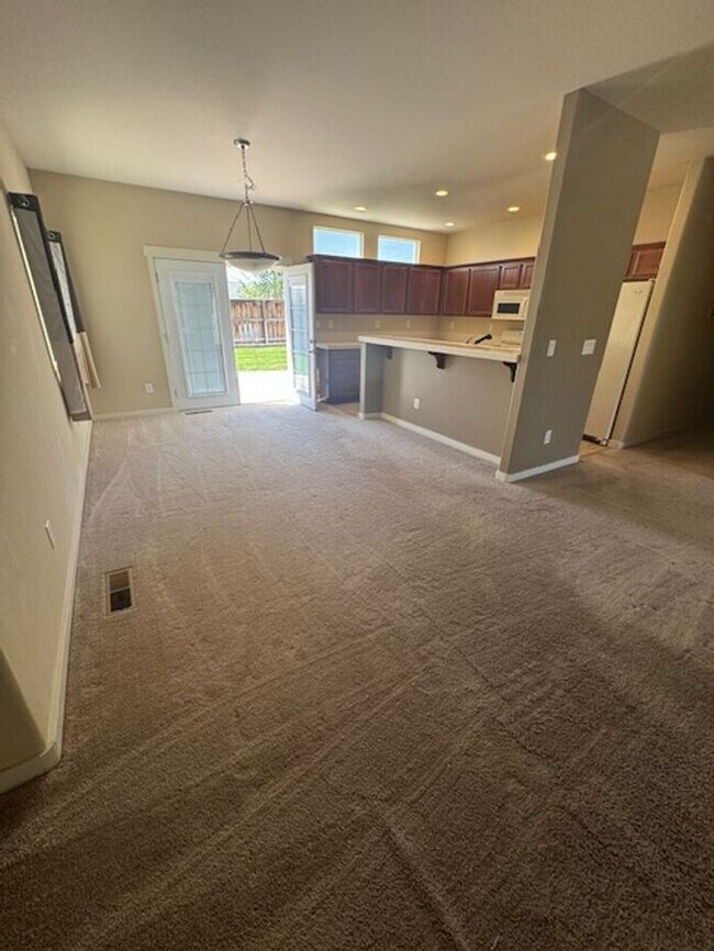 Building Photo - Home SWEET Home now available in Fernley!
