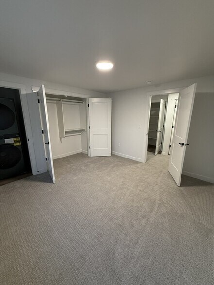 Building Photo - 2823 W 2720 N