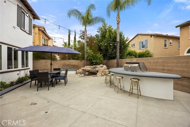 Building Photo - 2548 Ironbark St