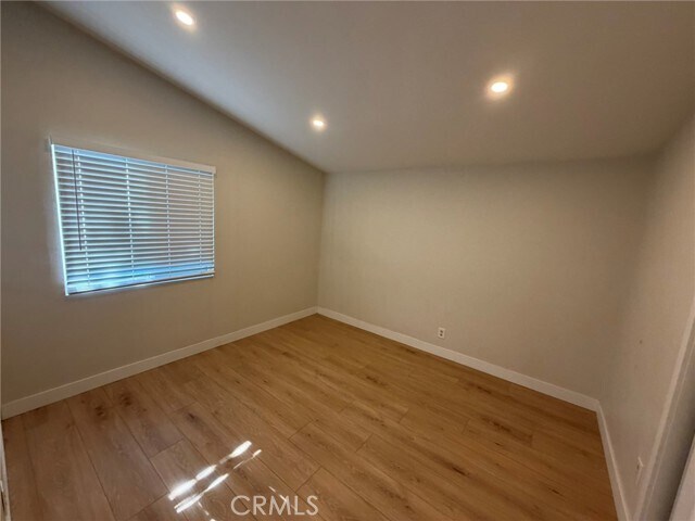 Building Photo - 940 N Garden St