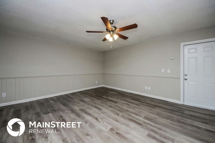 Building Photo - 508 Ponderosa Dr
