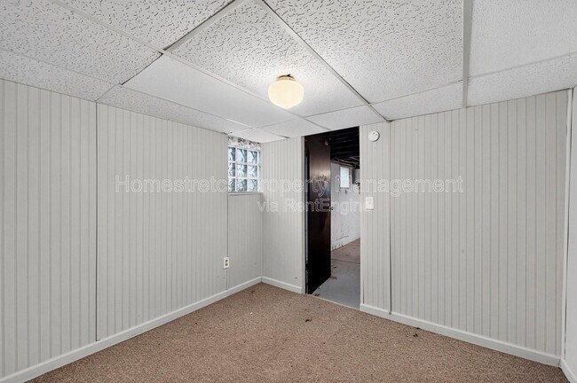 Building Photo - 4446 Itaska St