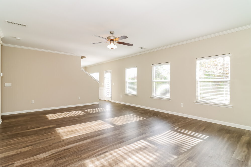 Building Photo - 767 Fieldcrest Dr