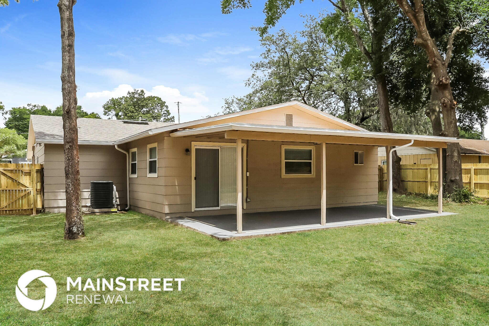 Building Photo - 7733 Range Dr