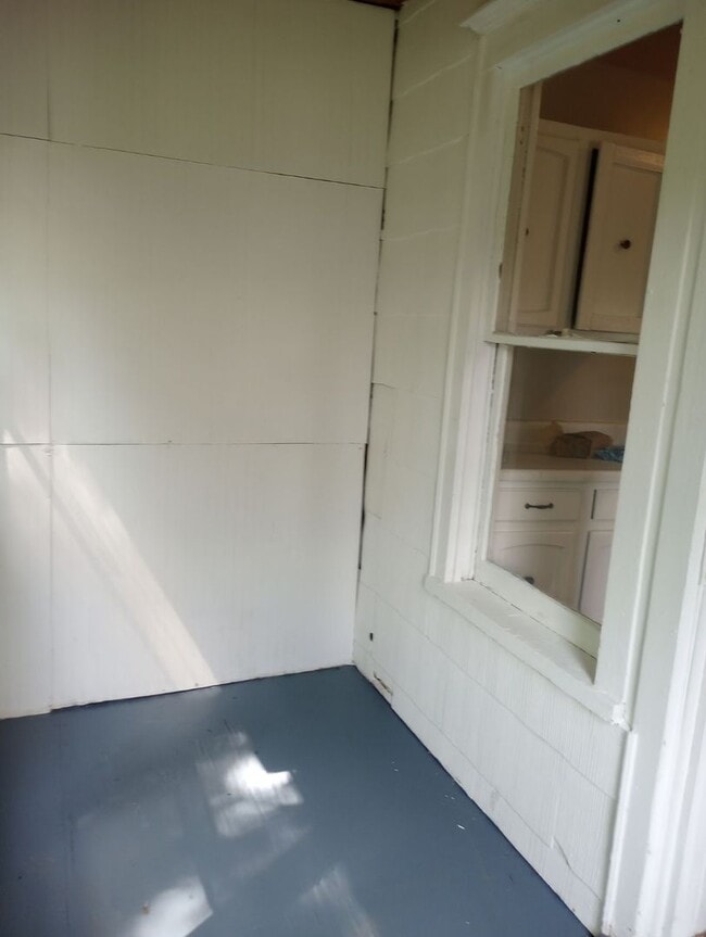 Building Photo - 125-127 South Fulton Street