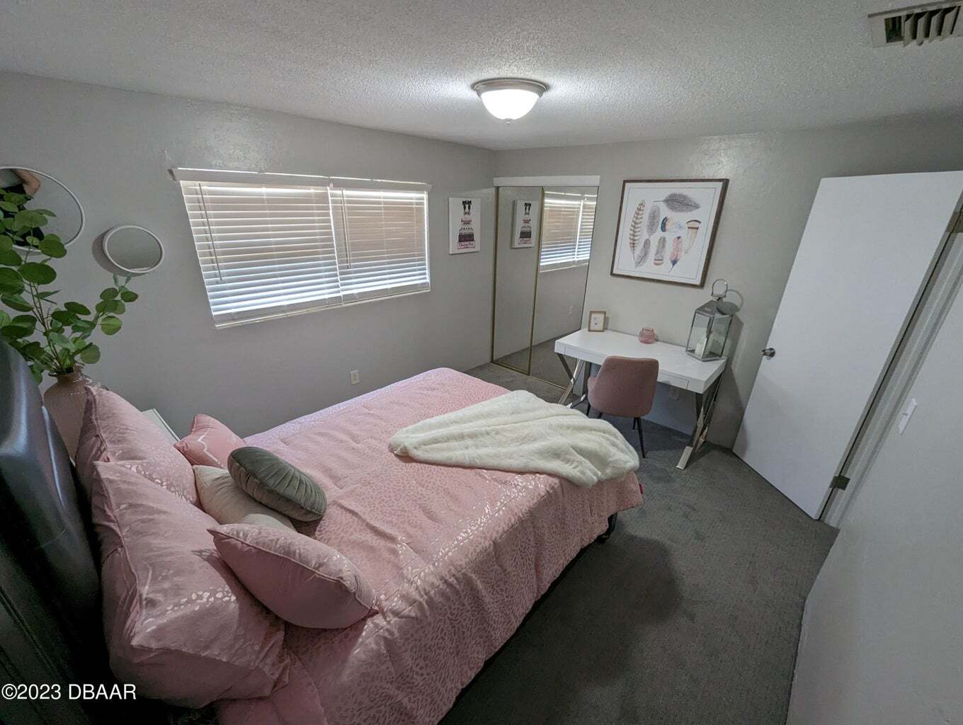 Building Photo - 1600 S Palmetto Ave