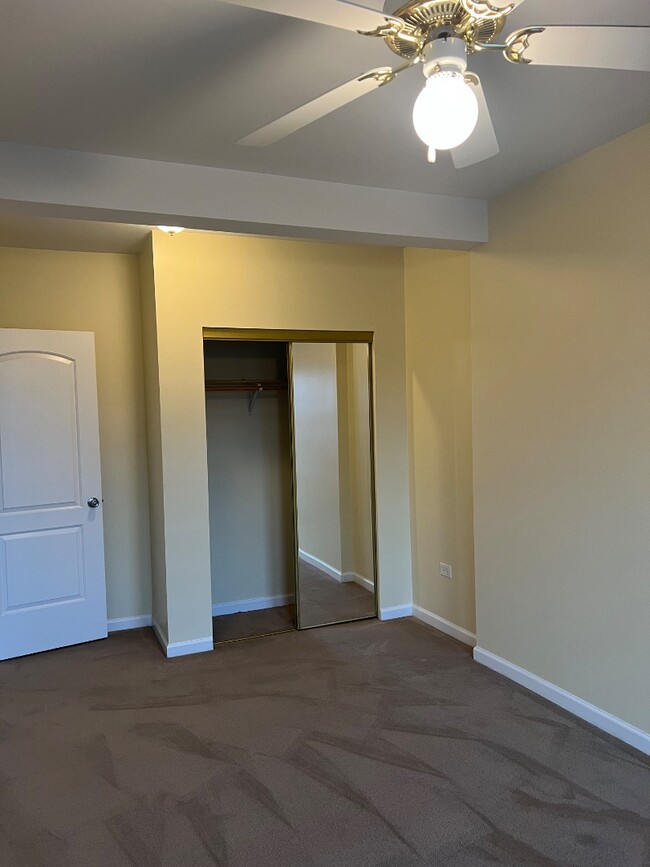 Building Photo - 8056 S Luella Ave