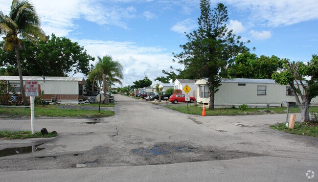 Building Photo - Park Ridge West Mobile Home Park