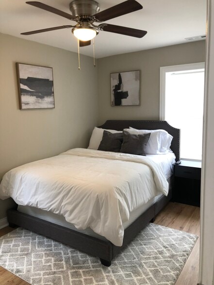 Building Photo - 9425 S Indiana Ave