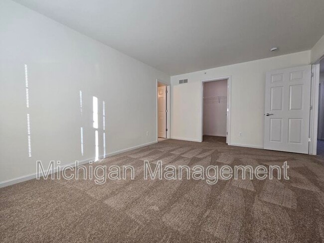 Building Photo - 2740 Barclay Way