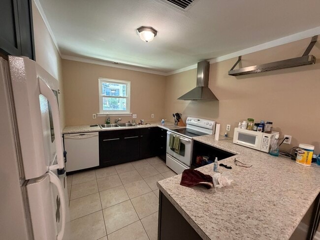 Building Photo - 514 Teal Ln