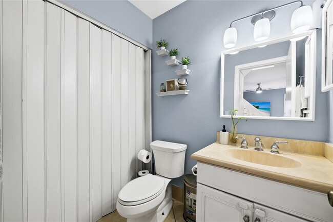 Building Photo - 3387 Cocoplum Cir