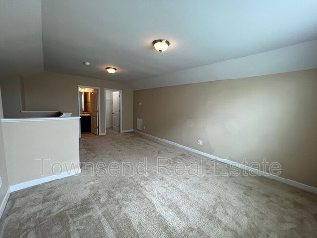 Building Photo - 93 Samuel Nicholas Dr