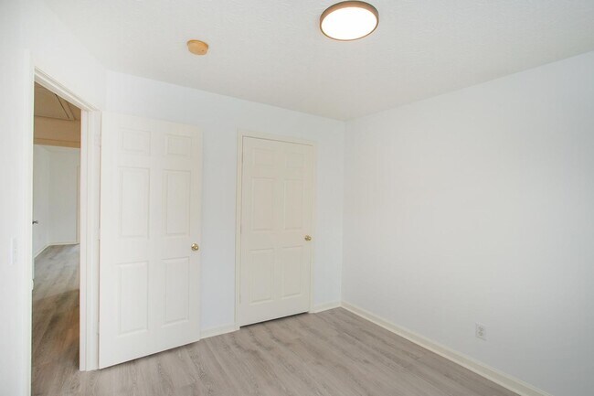 Building Photo - 517 Longleaf Ct