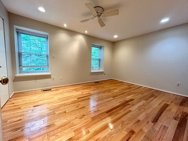 Building Photo - 10378 Bridgetown Pl