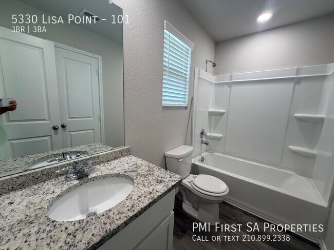 Building Photo - 5330 Lisa Pt