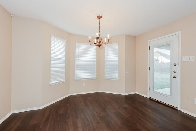 Building Photo - 509 Covent Garden Pl