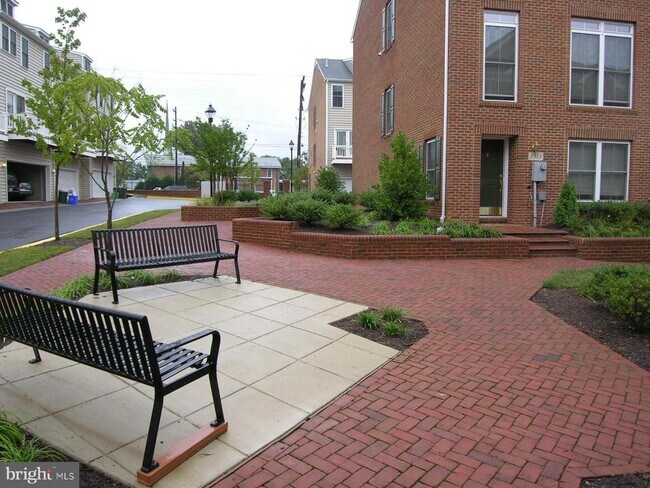 Building Photo - 10600 Georgia Ave