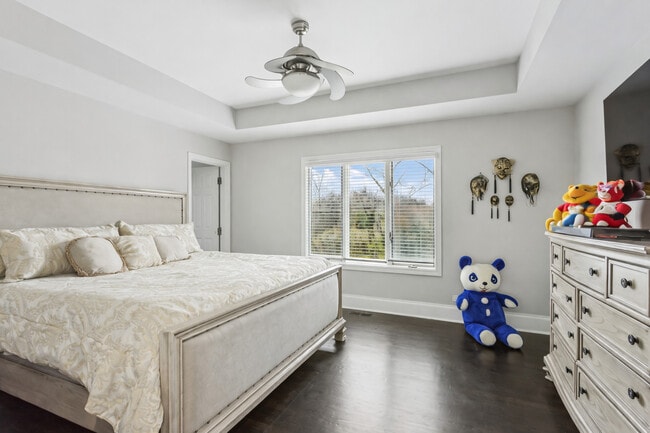 Building Photo - 9200 Falling Waters Dr W