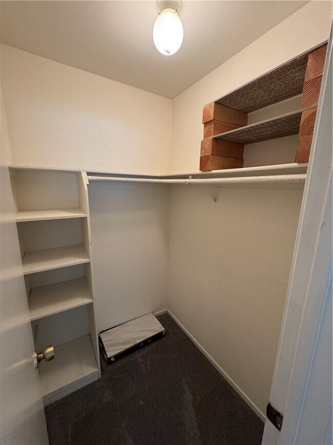 Building Photo - 26121 La Real