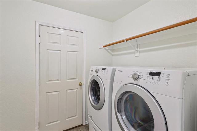 Building Photo - 3124 Creekside Dr