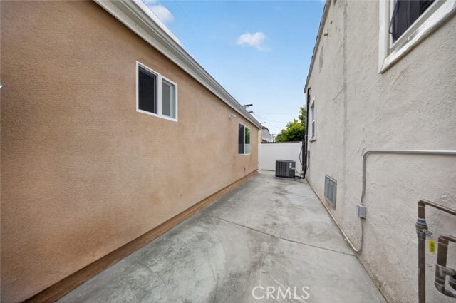 Building Photo - 1316 Carlton Dr