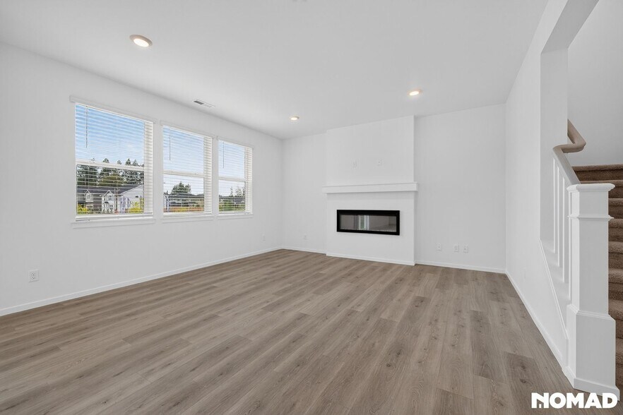 Building Photo - 14730 59th Ave E