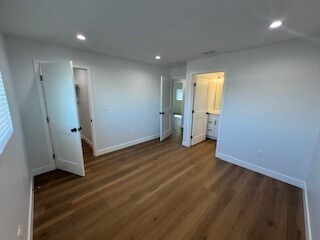 Building Photo - 439 Island Ave