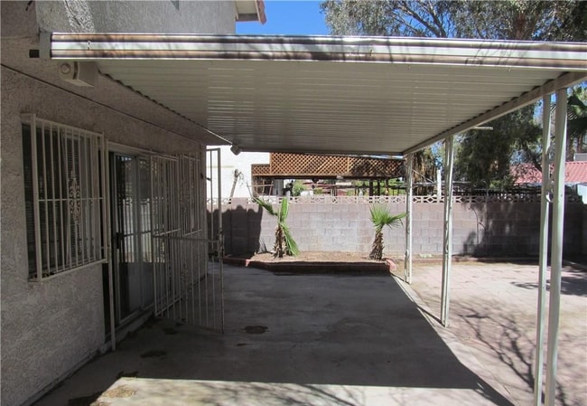Building Photo - 3864 Red Rock St